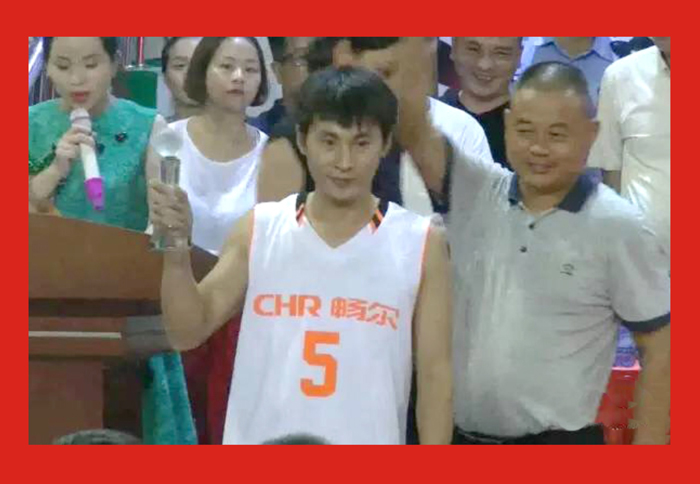 高端拉床,專用機(jī)床,內(nèi)拉床,外拉床,數(shù)控機(jī)床,自動(dòng)化生產(chǎn)線,工業(yè)機(jī)器人