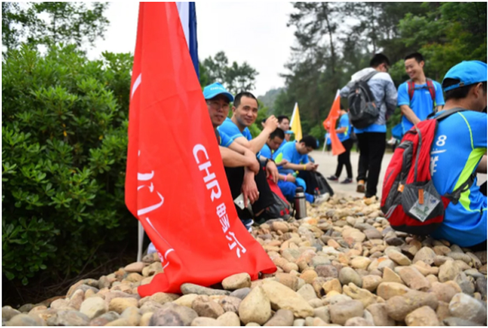 高端拉床,專用機(jī)床,內(nèi)拉床,外拉床,數(shù)控機(jī)床,自動(dòng)化生產(chǎn)線,工業(yè)機(jī)器人