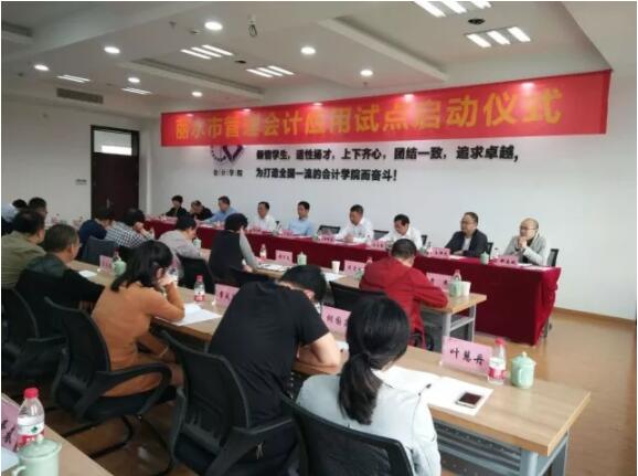 高端拉床,專用機(jī)床,內(nèi)拉床,外拉床,數(shù)控機(jī)床,自動化生產(chǎn)線,工業(yè)機(jī)器人,拉床,拉刀,自動化 高端拉床,專用機(jī)床,內(nèi)拉床,外拉床,數(shù)控機(jī)床,自動化生產(chǎn)線,工業(yè)機(jī)器人,拉床,拉刀,自動化