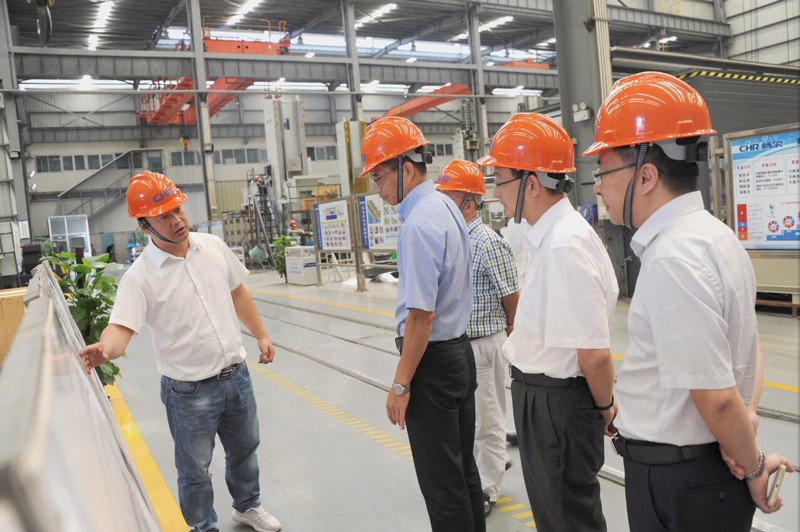 高端拉床,專用機床,內(nèi)拉床,外拉床,數(shù)控機床,自動化生產(chǎn)線,工業(yè)機器人,拉床,拉刀,自動化 高端拉床,專用機床,內(nèi)拉床,外拉床,數(shù)控機床,自動化生產(chǎn)線,工業(yè)機器人,拉床,拉刀,自動化