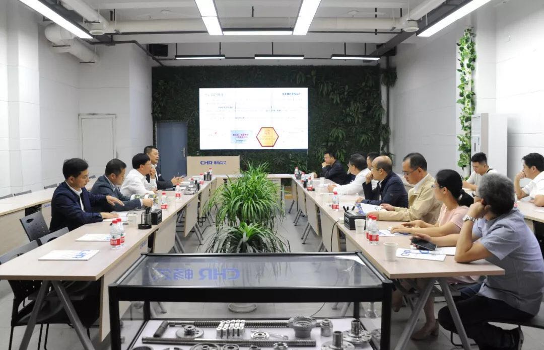 高端拉床,專用機(jī)床,內(nèi)拉床,外拉床,數(shù)控機(jī)床,自動化生產(chǎn)線,工業(yè)機(jī)器人,拉床,拉刀,自動化 高端拉床,專用機(jī)床,內(nèi)拉床,外拉床,數(shù)控機(jī)床,自動化生產(chǎn)線,工業(yè)機(jī)器人,拉床,拉刀,自動化