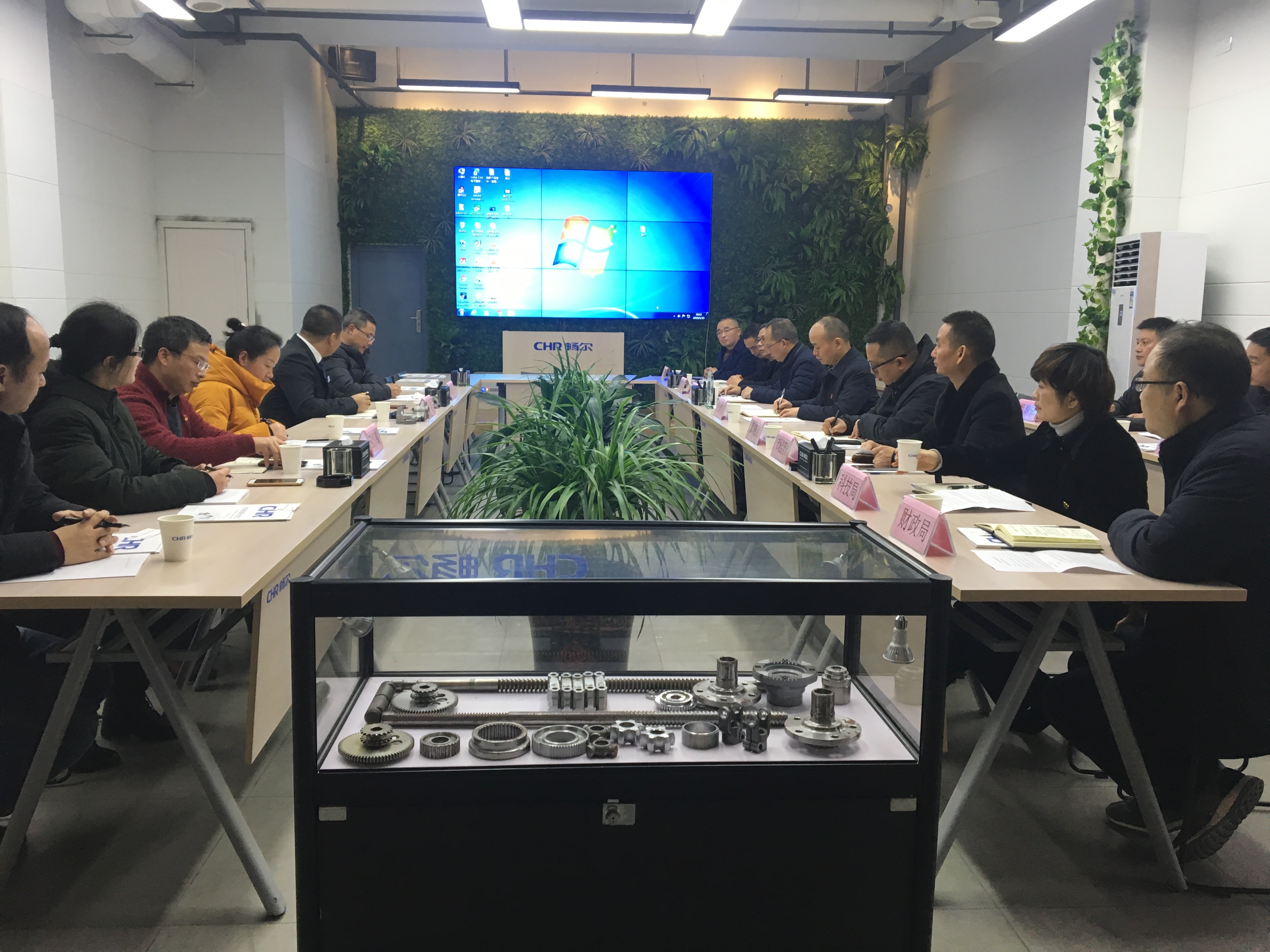 高端拉床,專用機(jī)床,內(nèi)拉床,外拉床,數(shù)控機(jī)床,自動化生產(chǎn)線,工業(yè)機(jī)器人,拉床,拉刀,自動化