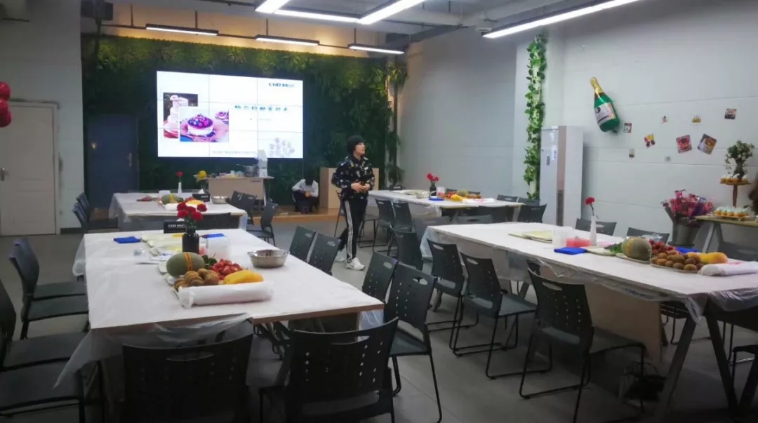 高端拉床,專(zhuān)用機(jī)床,內(nèi)拉床,外拉床,數(shù)控機(jī)床,自動(dòng)化生產(chǎn)線,工業(yè)機(jī)器人,拉床,拉刀,自動(dòng)化