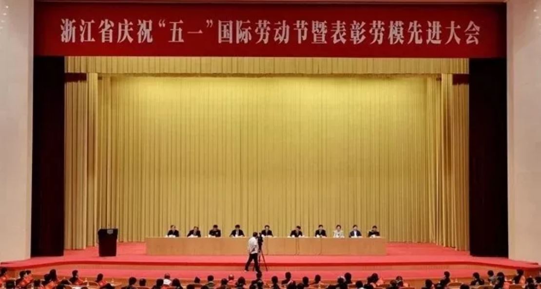 高端拉床,專(zhuān)用機(jī)床,內(nèi)拉床,外拉床,數(shù)控機(jī)床,自動(dòng)化生產(chǎn)線,工業(yè)機(jī)器人,拉床,拉刀,自動(dòng)化 高端拉床,專(zhuān)用機(jī)床,內(nèi)拉床,外拉床,數(shù)控機(jī)床,自動(dòng)化生產(chǎn)線,工業(yè)機(jī)器人,拉床,拉刀,自動(dòng)化