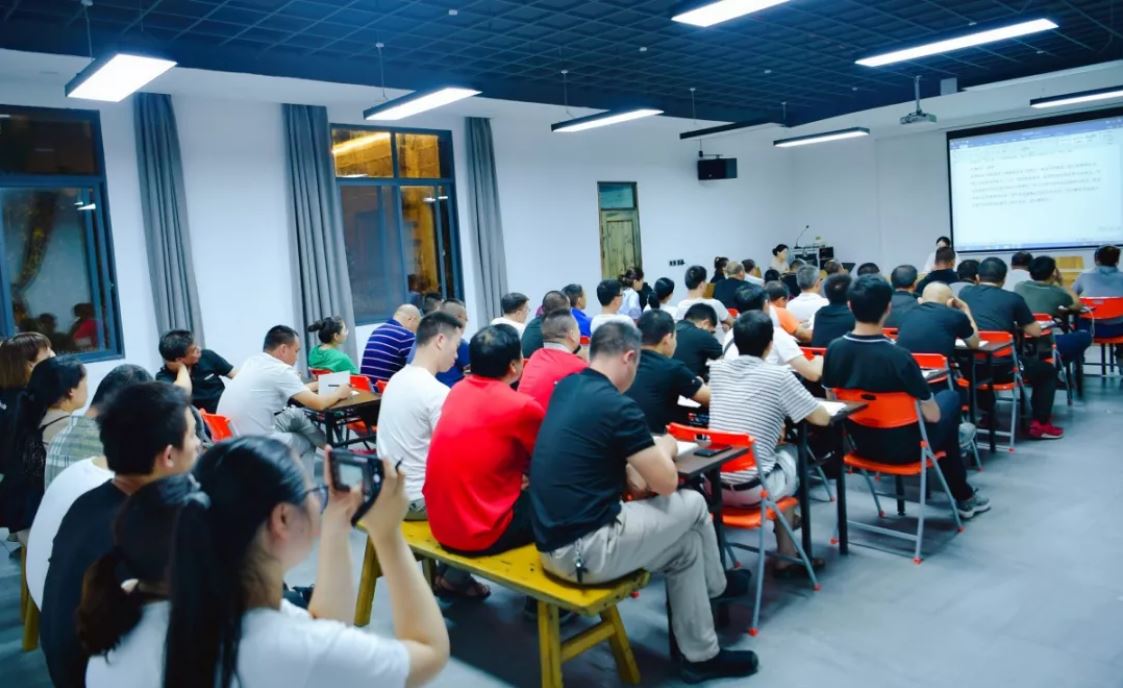 高端拉床,專用機(jī)床,內(nèi)拉床,外拉床,數(shù)控機(jī)床,自動(dòng)化生產(chǎn)線,工業(yè)機(jī)器人,拉床,拉刀,自動(dòng)化 高端拉床,專用機(jī)床,內(nèi)拉床,外拉床,數(shù)控機(jī)床,自動(dòng)化生產(chǎn)線,工業(yè)機(jī)器人,拉床,拉刀,自動(dòng)化