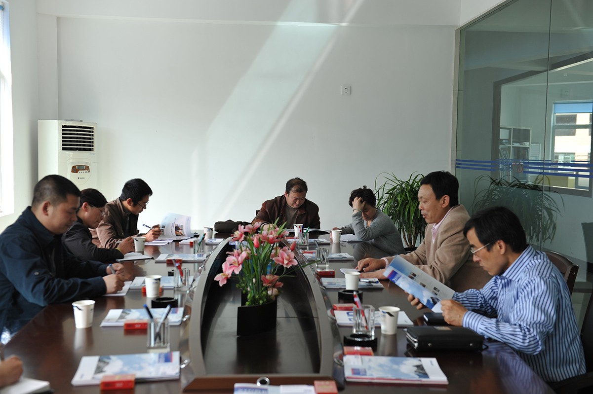 高端拉床,專用機(jī)床,內(nèi)拉床,外拉床,數(shù)控機(jī)床,自動(dòng)化生產(chǎn)線,工業(yè)機(jī)器人,拉床,拉刀,自動(dòng)化