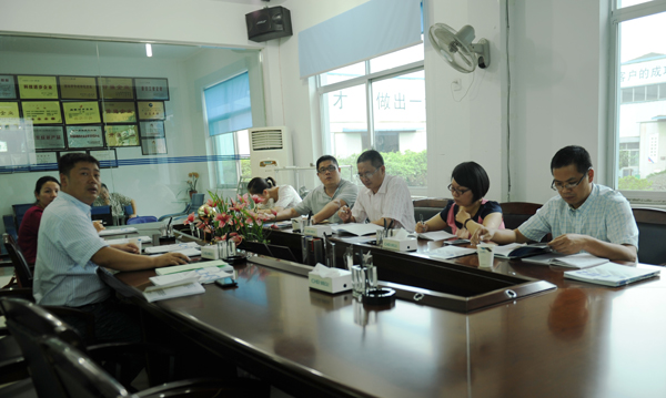 高端拉床,專用機(jī)床,內(nèi)拉床,外拉床,數(shù)控機(jī)床,自動(dòng)化生產(chǎn)線,工業(yè)機(jī)器人,拉床,拉刀,自動(dòng)化 高端拉床,專用機(jī)床,內(nèi)拉床,外拉床,數(shù)控機(jī)床,自動(dòng)化生產(chǎn)線,工業(yè)機(jī)器人,拉床,拉刀,自動(dòng)化