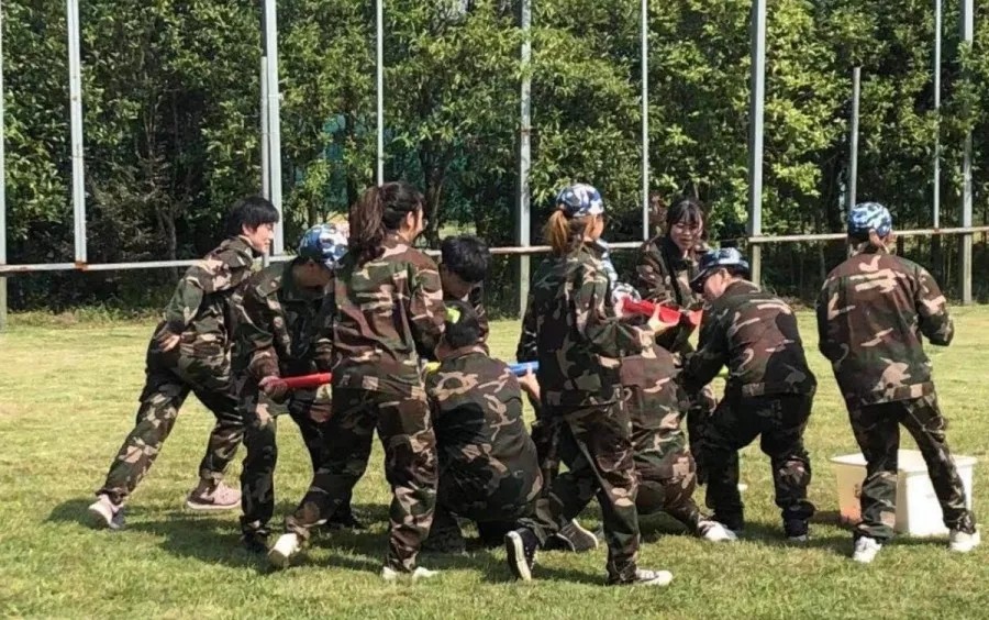 高端拉床,專用機床,內拉床,外拉床,數(shù)控機床,自動化生產(chǎn)線,工業(yè)機器人,拉床,拉刀,自動化