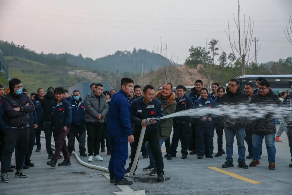 1617842723535315.jpg 1617842723535315.jpg