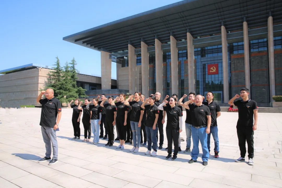 1631518358103448.jpg 640.webp (3).jpg