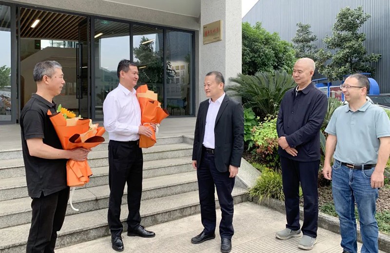 拉床,拉刀,自動(dòng)化,高端拉床,專用機(jī)床,內(nèi)拉床,外拉床,數(shù)控機(jī)床,自動(dòng)化生產(chǎn)線,工業(yè)機(jī)器人