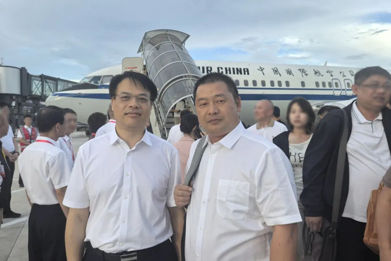 拉床,拉刀,自動化,高端拉床,專用機(jī)床,內(nèi)拉床,外拉床,數(shù)控機(jī)床,自動化生產(chǎn)線,工業(yè)機(jī)器人