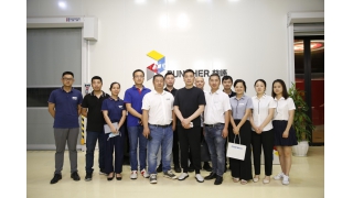 “向身邊優(yōu)秀企業(yè)學習”第一站——普崎數(shù)碼